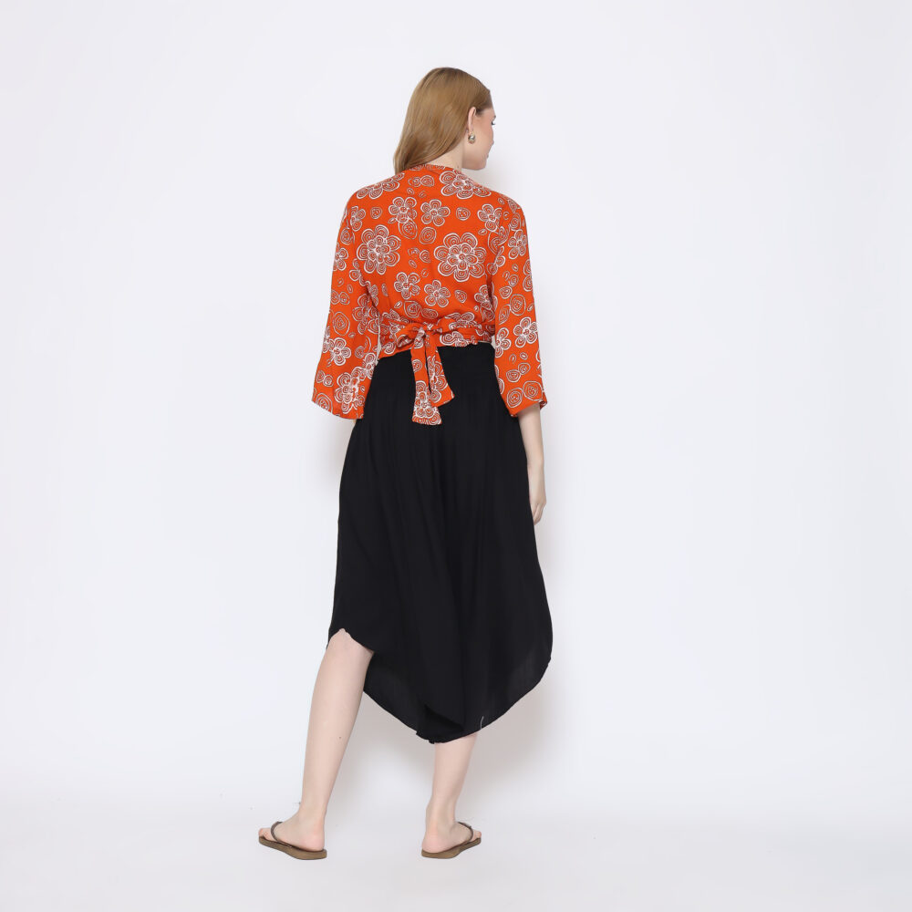 Boho Top With 3/4 Sleeves - Image 3