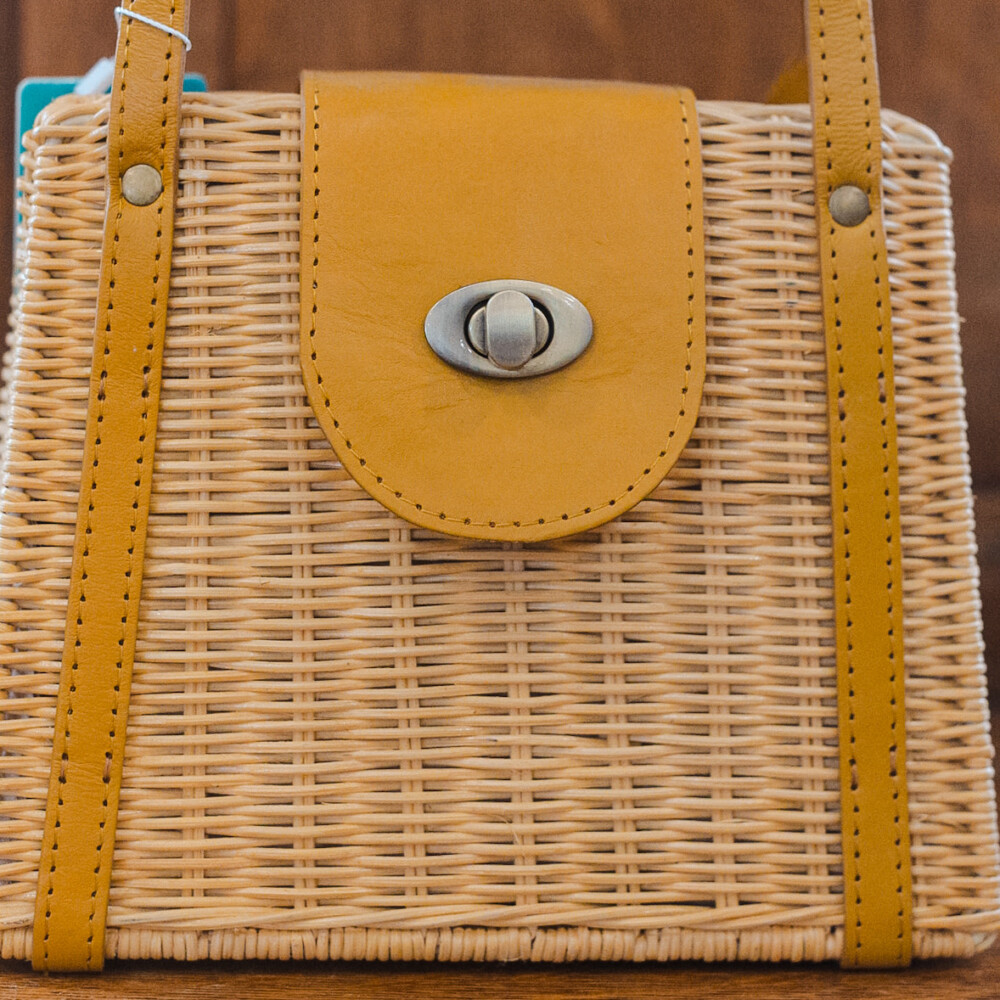 Rattan Purse Small - Image 3