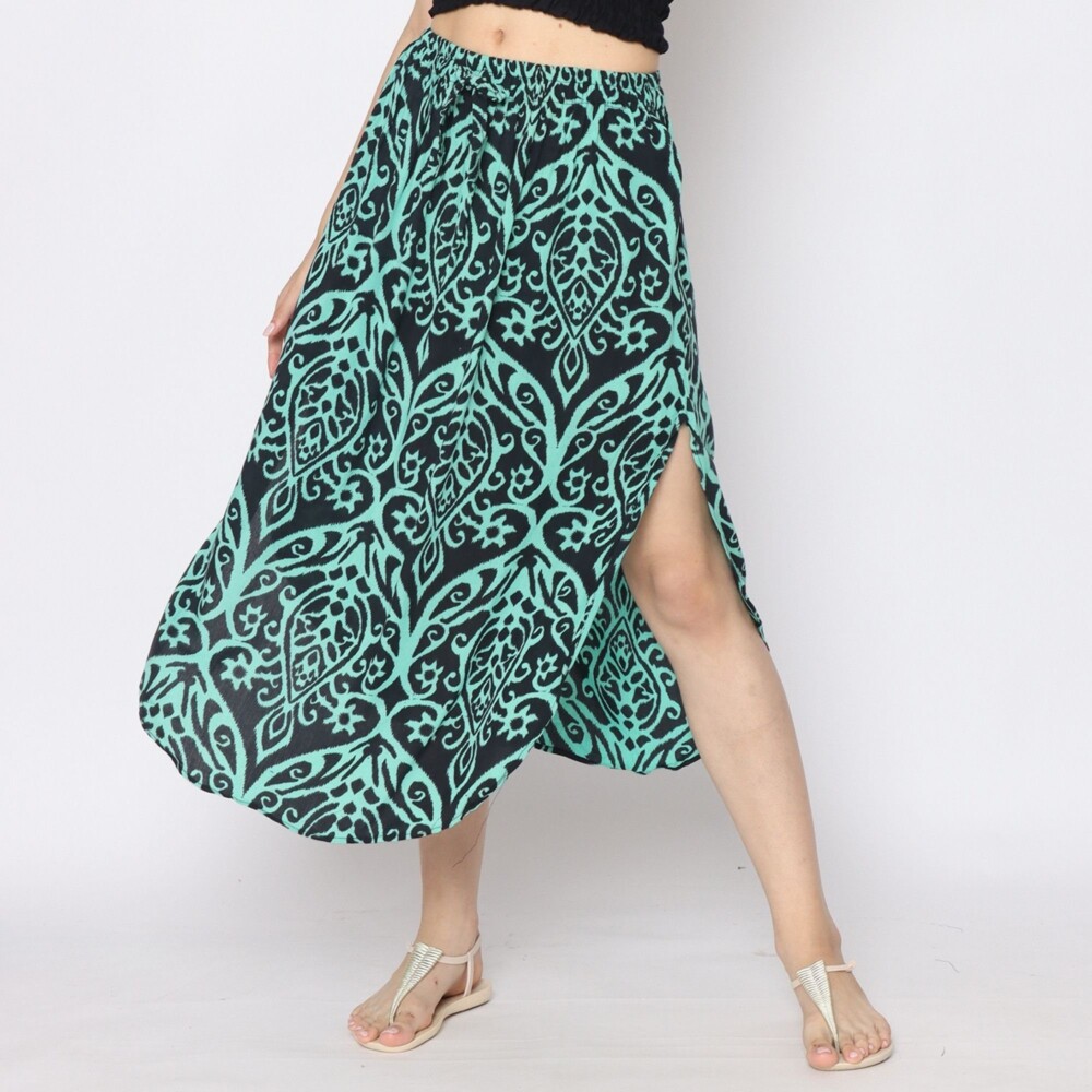 Skirt With Side Slits - No Pockets - Image 2