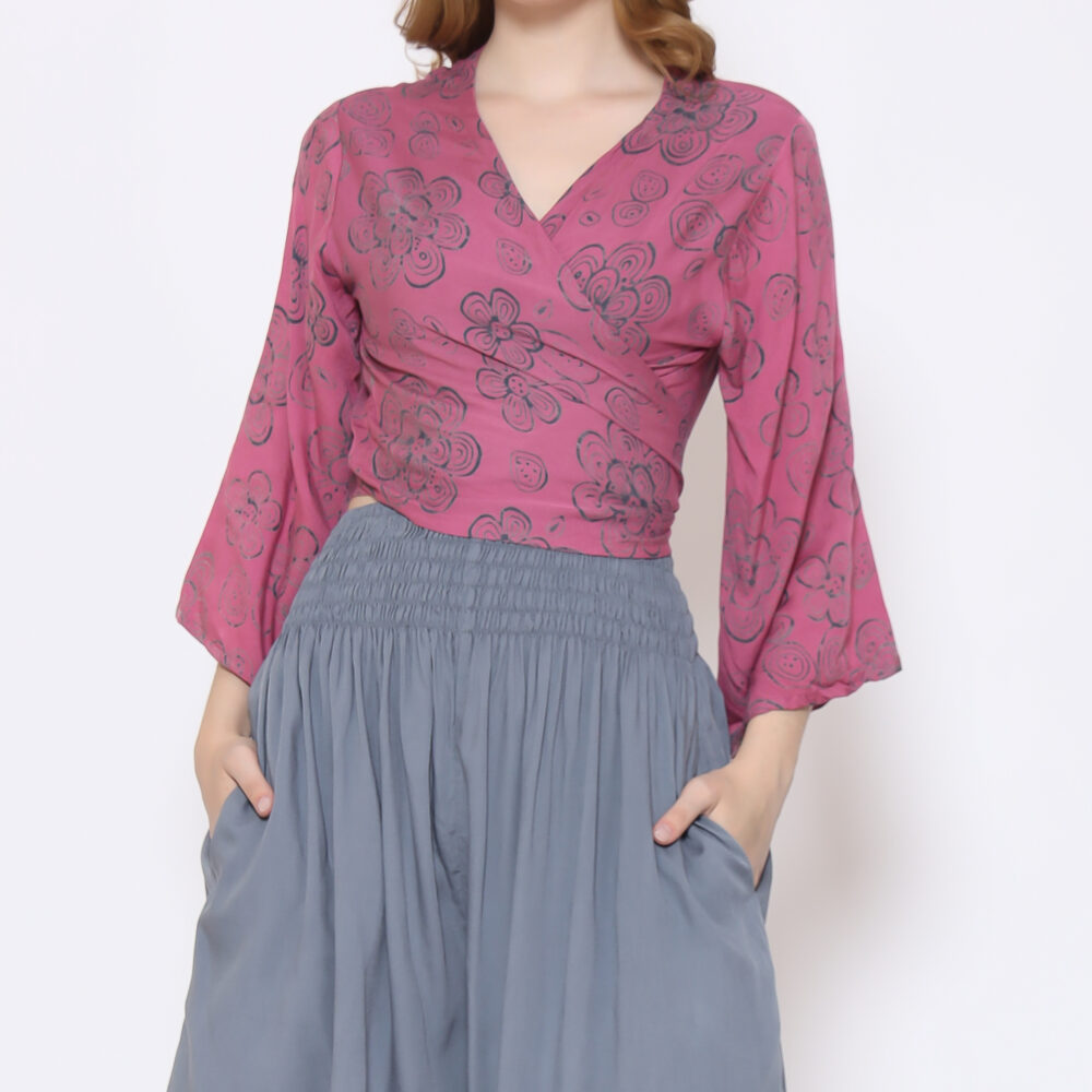 Boho Top With 3/4 Sleeves - Image 9