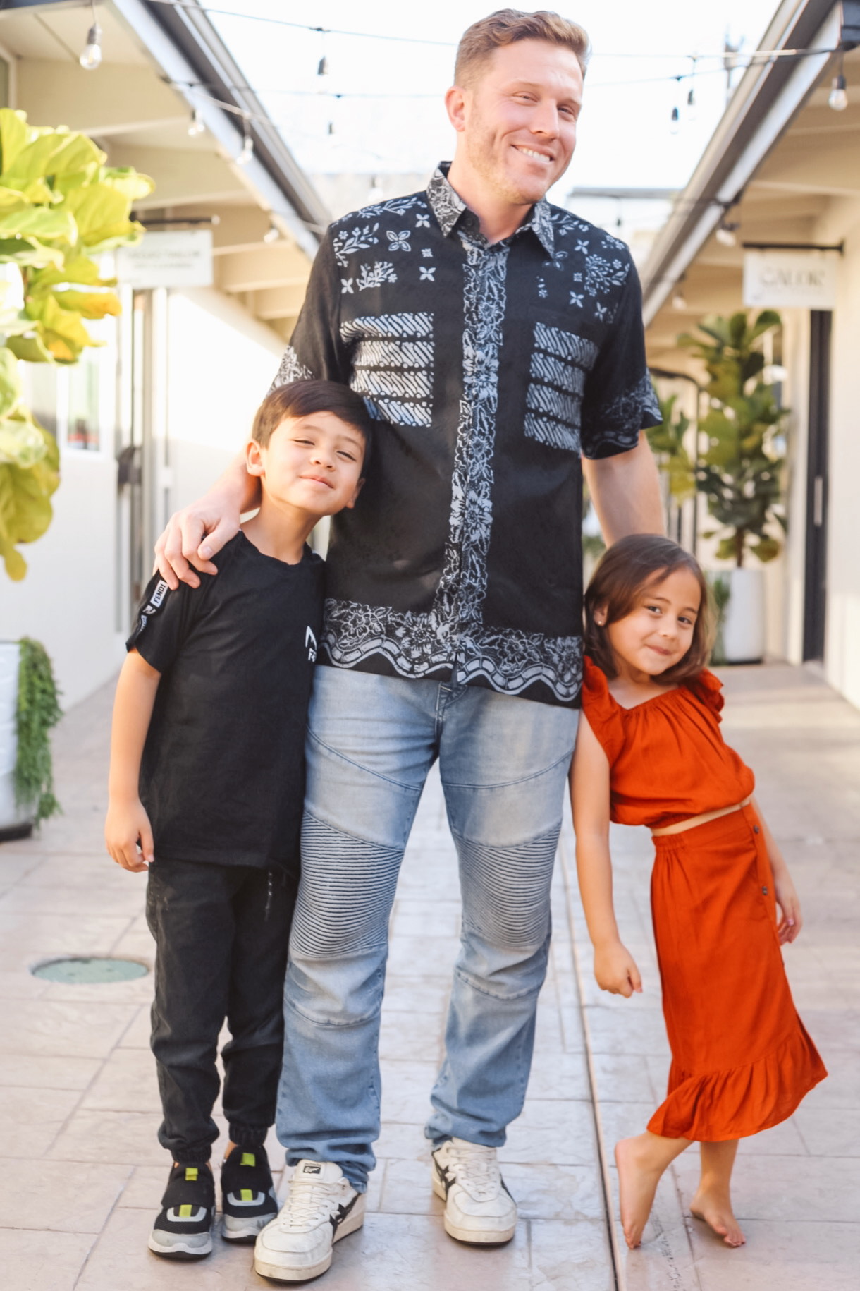 Rinjanie Men's Clothing & Kid's Lines (6)